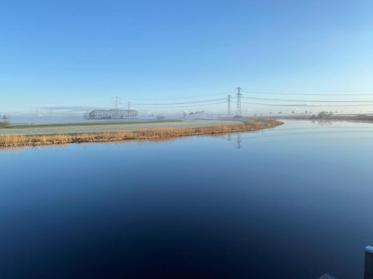 Grafhorst B&B Ganzendiep Aan Het Water المظهر الخارجي الصورة