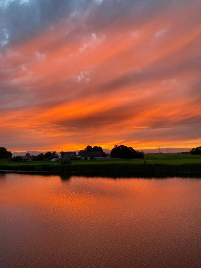 Grafhorst B&B Ganzendiep Aan Het Water المظهر الخارجي الصورة